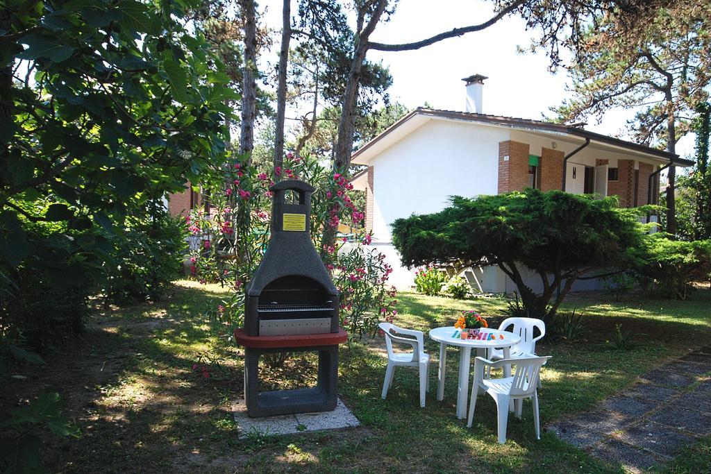 Villaggio Alex Lignano Sabbiadoro Dış mekan fotoğraf